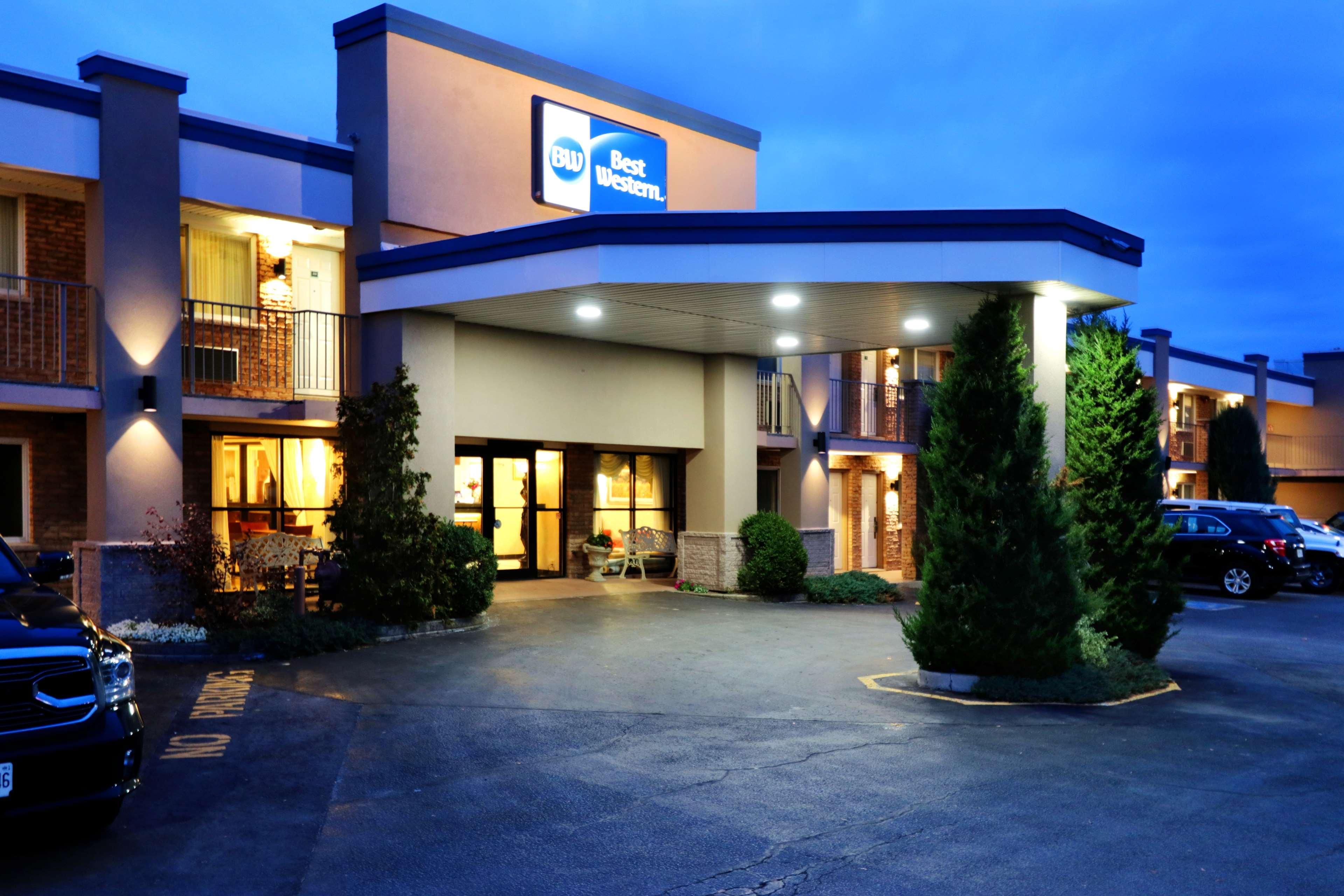 Best Western Halton Hills Джорджтаун Экстерьер фото