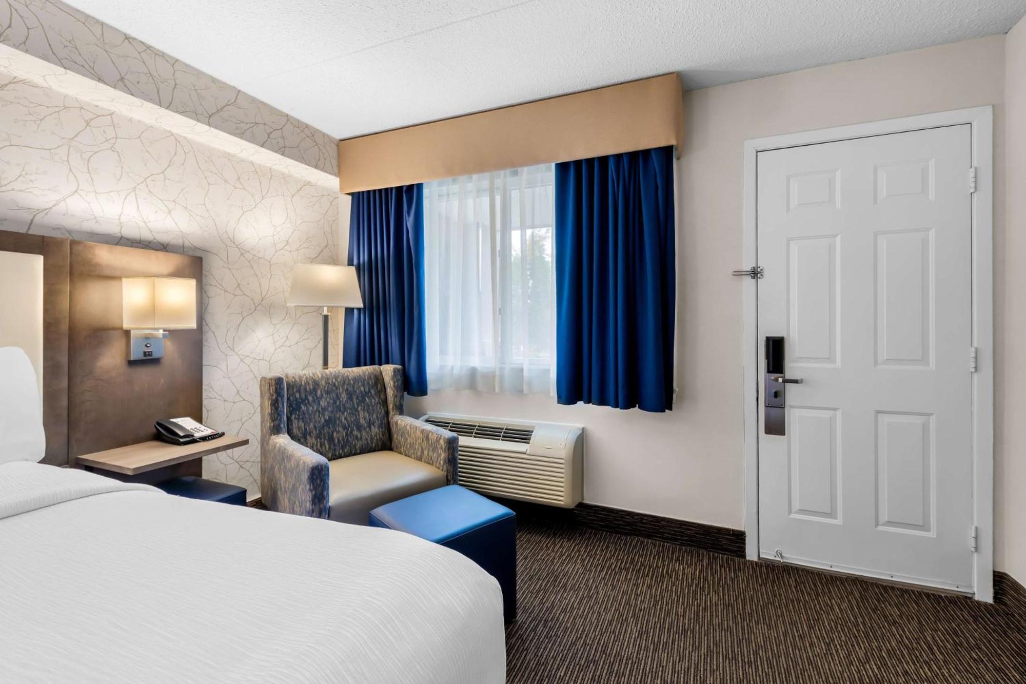 Best Western Halton Hills Джорджтаун Экстерьер фото