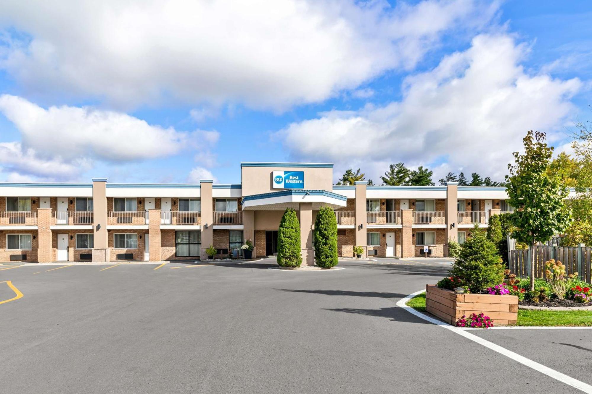 Best Western Halton Hills Джорджтаун Экстерьер фото