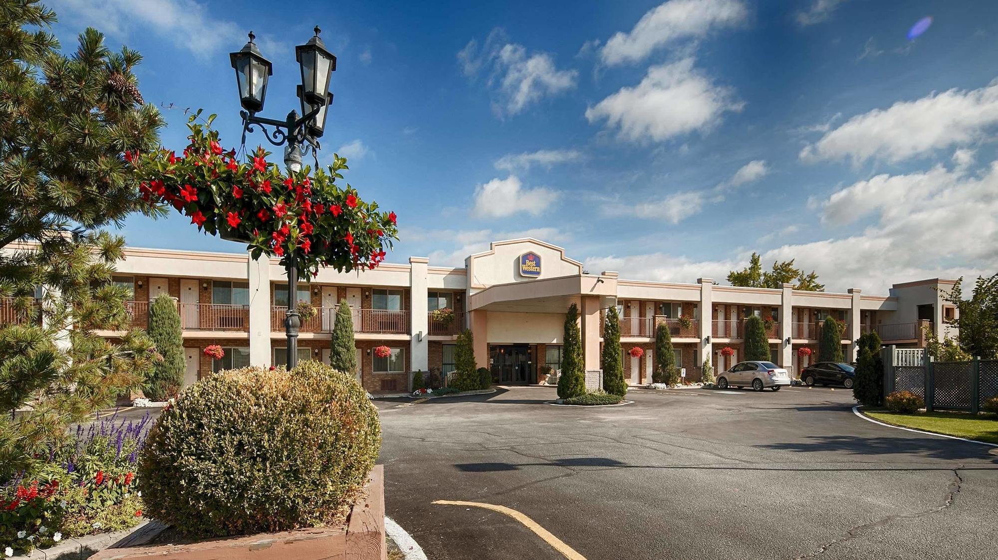 Best Western Halton Hills Джорджтаун Экстерьер фото